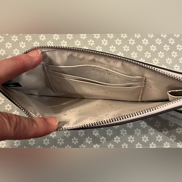 Kate Spade Zip Pouch Wristlet Lilac Moon card holder NWT in package - Picture 3 of 6